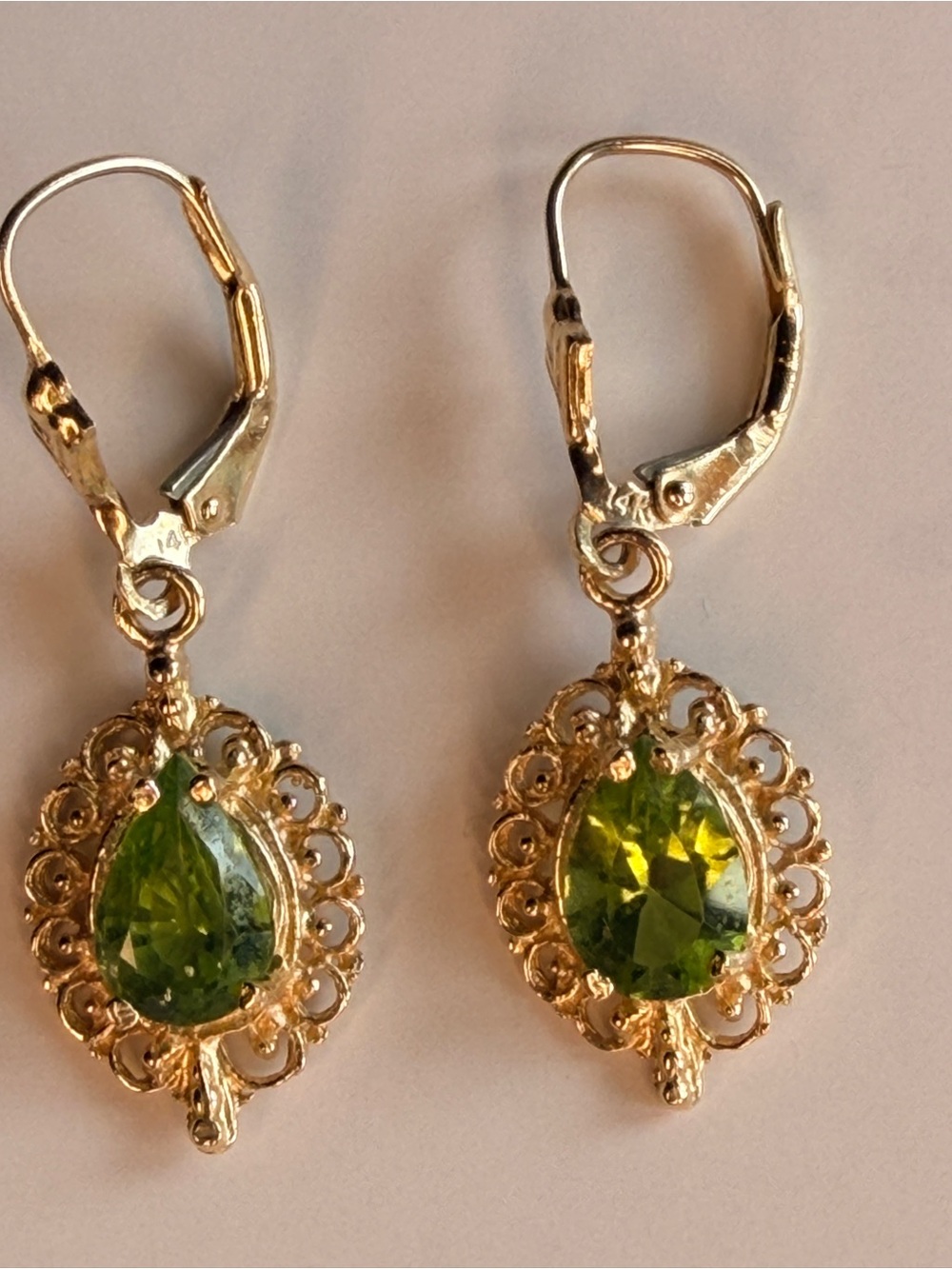 Vintage ATL 14K Yellow Gold Peridot Drop Leverback Earrings 3.0g